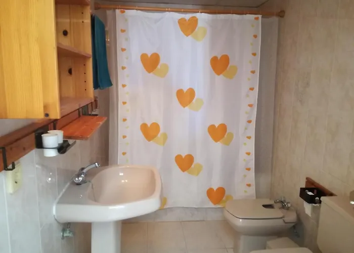 Surfhouse Famara Guest house 2*