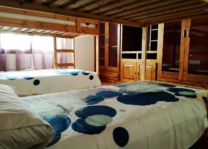 Surfhouse Famara Guest house 2*